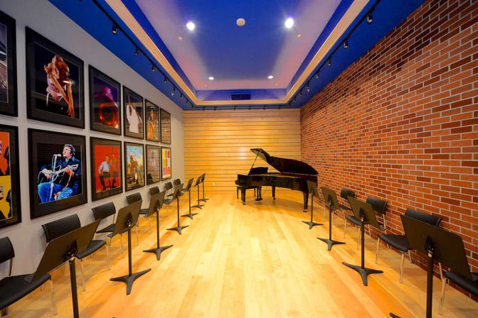 Photo of The Lorenzo's room