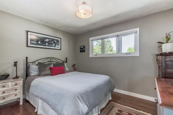 Gurpreet Hansra's room