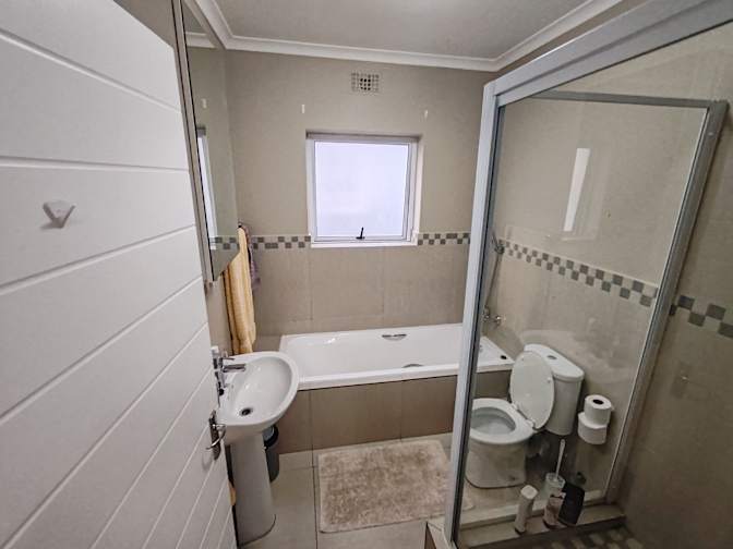 Photo of Rinus's room