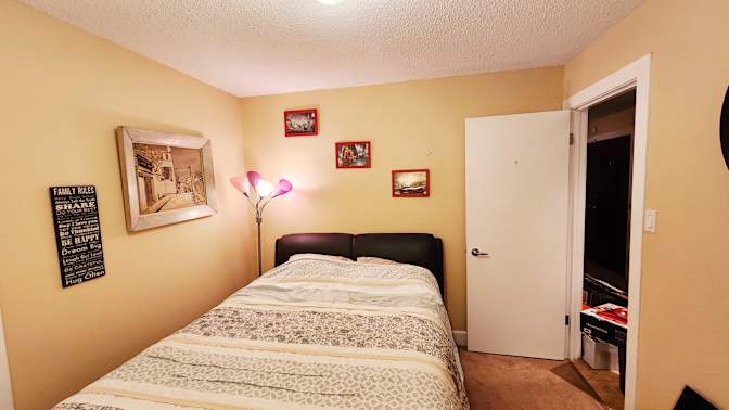 Photo of Rach's room