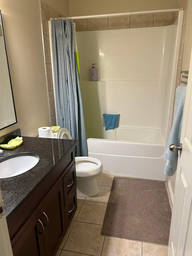 Photo of Tom Zhang's room