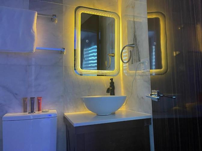 Private room to rent in share house Miami Beach, Fl...