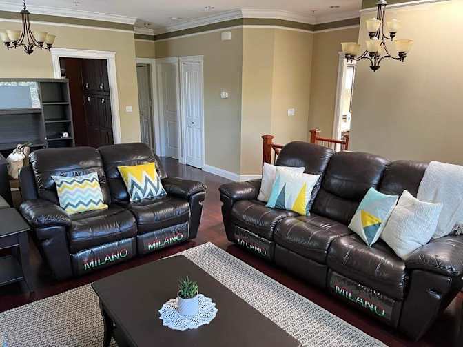 JOSELIN CHAN LOPEZ's room