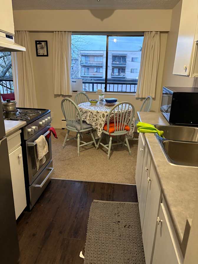 Mobina Ghanbarian's room