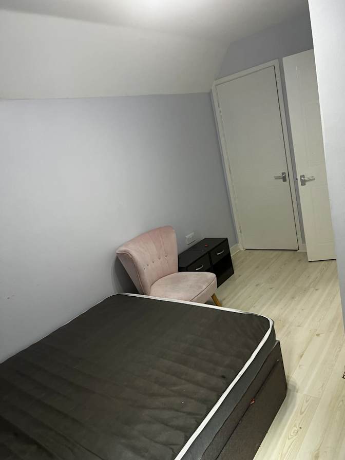 Photo of Aspergrin's room