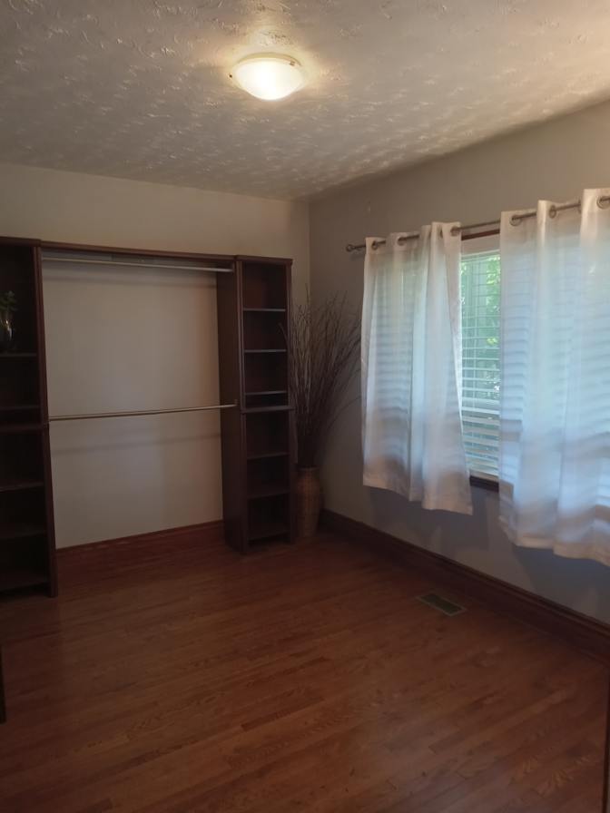 Lou Thivierge's room