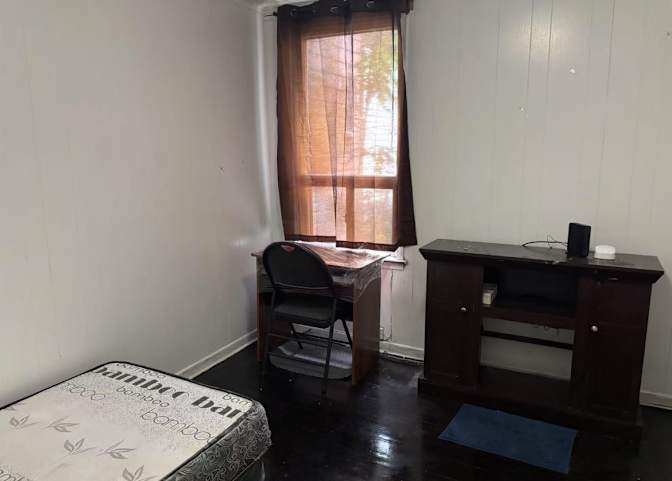 Photo of Mike's room