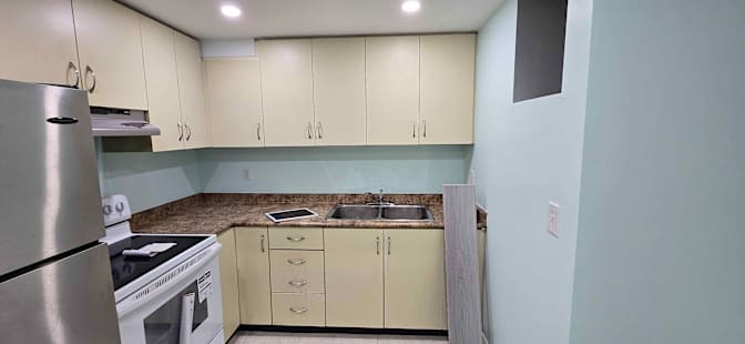 Aninda Shafayet's room