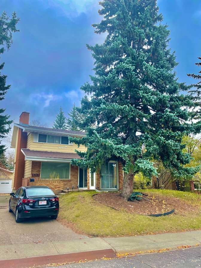 Syeda Fardina's room