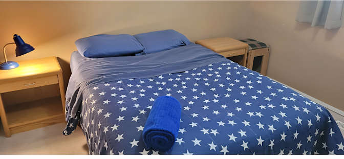 Kevin  Jefferies's room