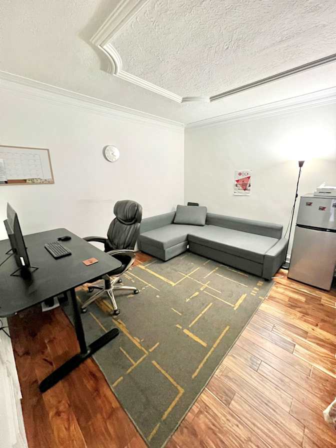 EKC Homestay Toronto's room