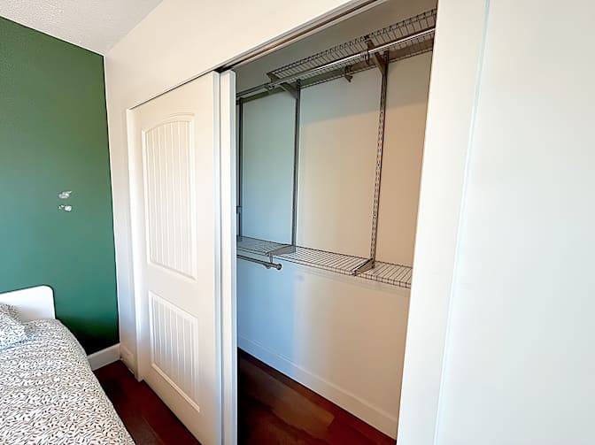 Photo of Shahram's room