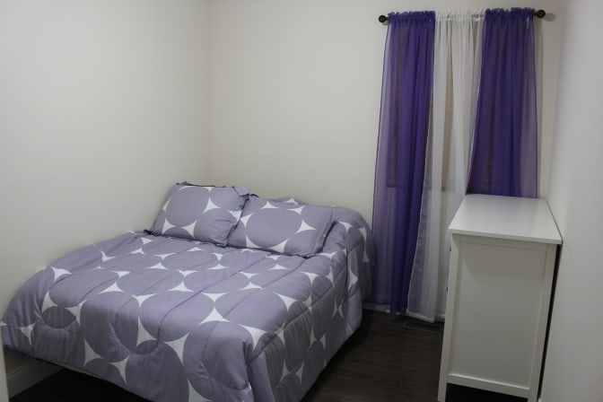 Photo of Jay Zahara's room