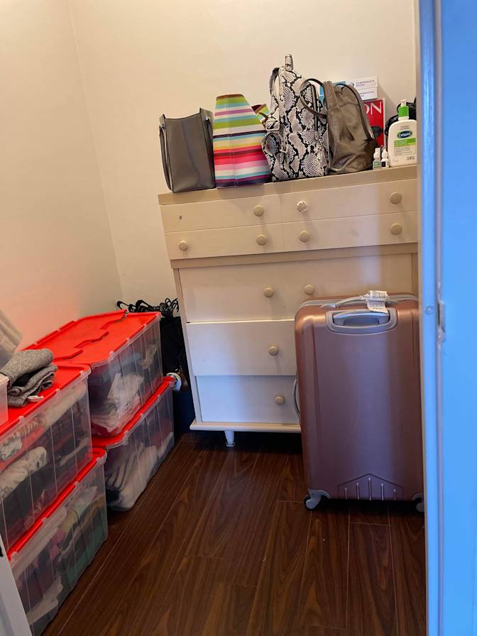 Jennifer castillo's room