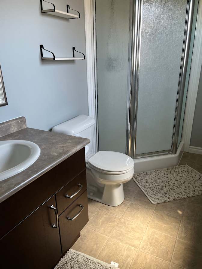 Thiruni Thirimanne's room