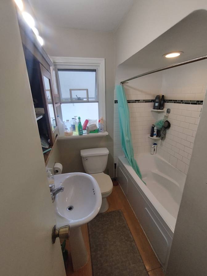 Photo of MAKSYM LUTSENKO's room