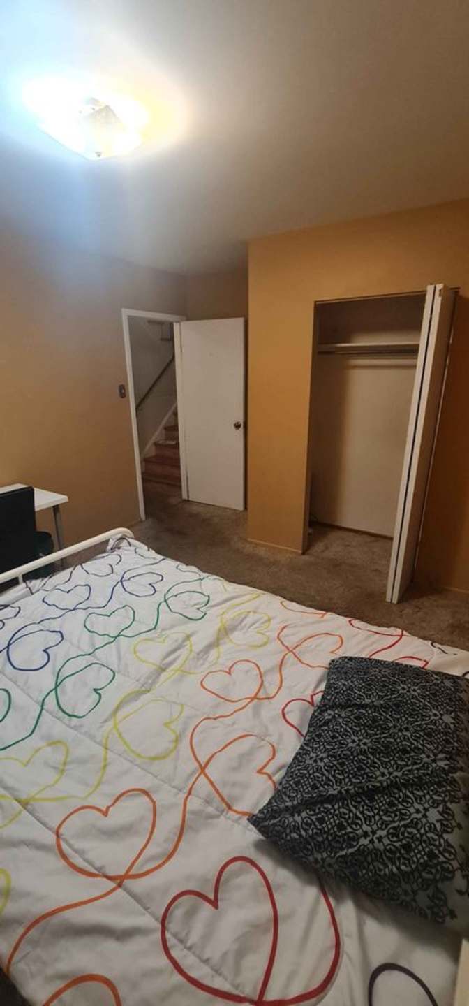 Photo of Shobaky's room