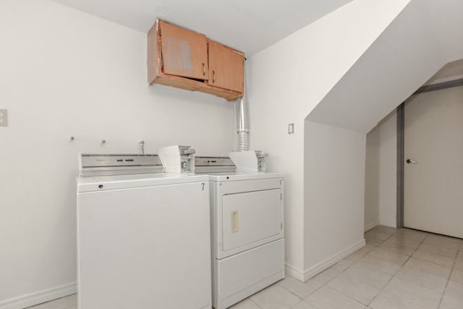 Photo of Okey's room
