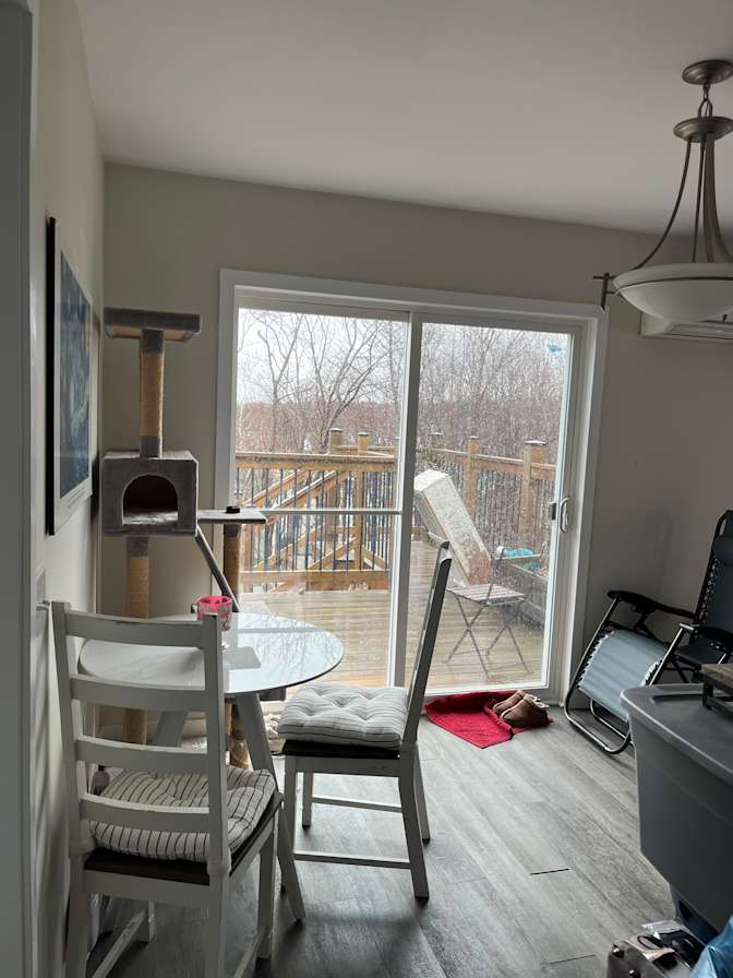 Photo of Taryn's room