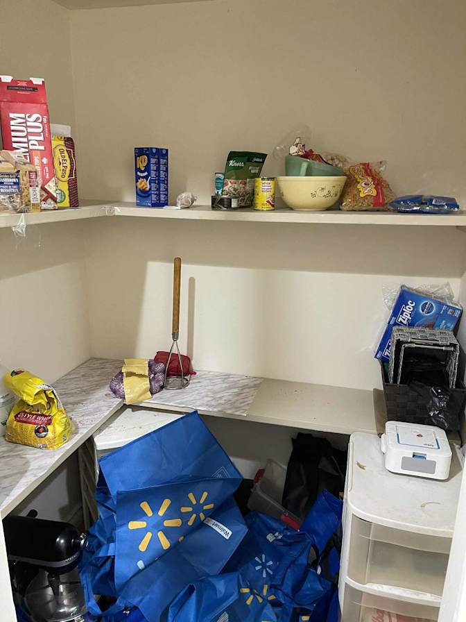 Photo of Zoey Frost's room