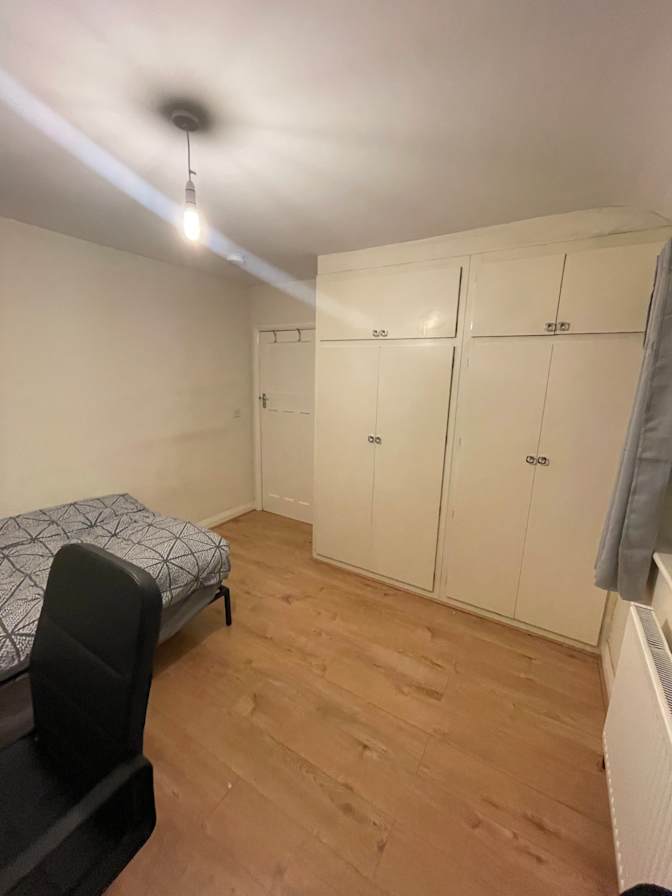 Photo of Omar's room