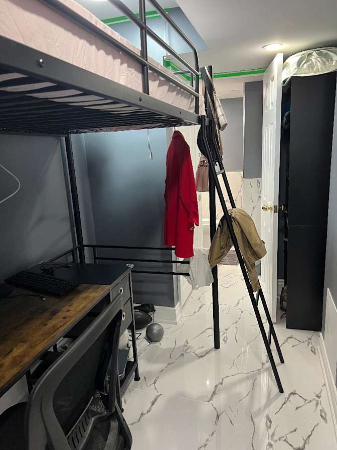 Photo of Sureshbabu's room