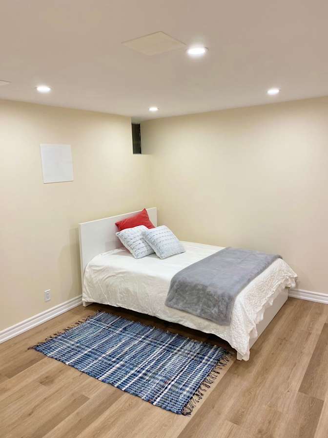 Photo of Ping's room