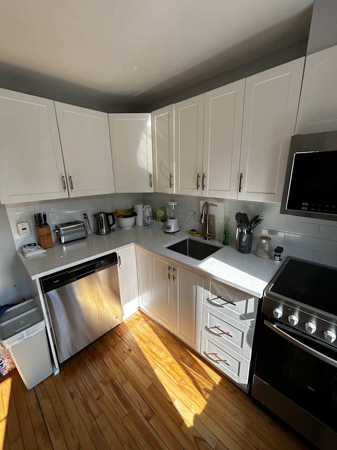 Lea Alaphilippe's room