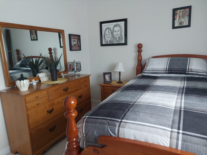 Anna Divittorio's room