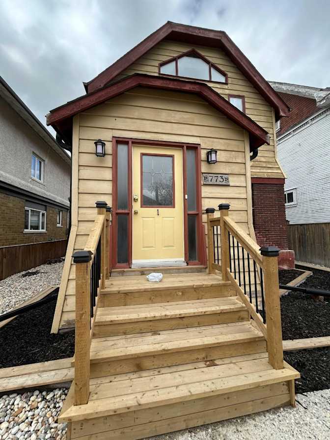 Photo of Victoria's room