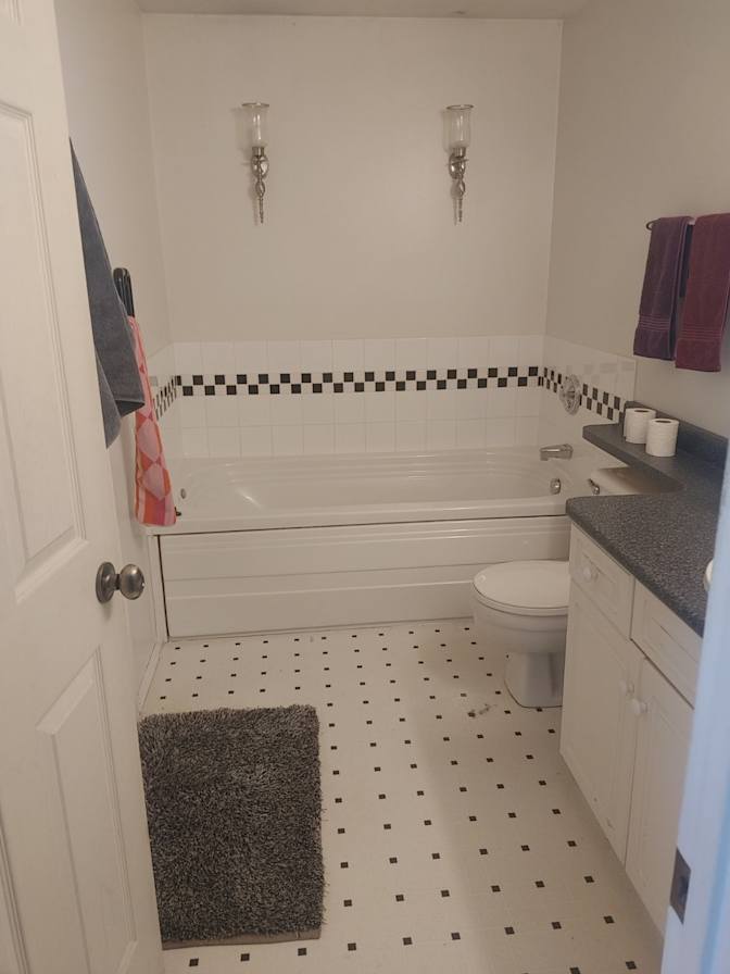 Photo of Dwight Neuman's room