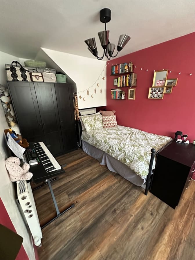 Photo of Khaleel's room