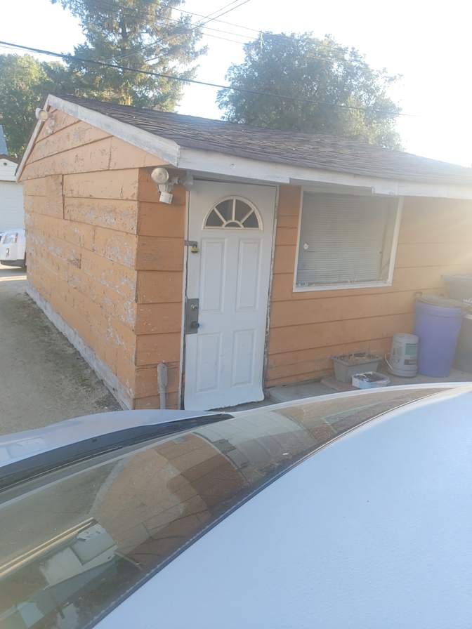 Photo of Dwight Neuman's room