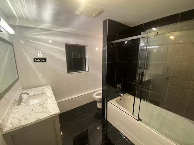 Photo of StanleyYang's room