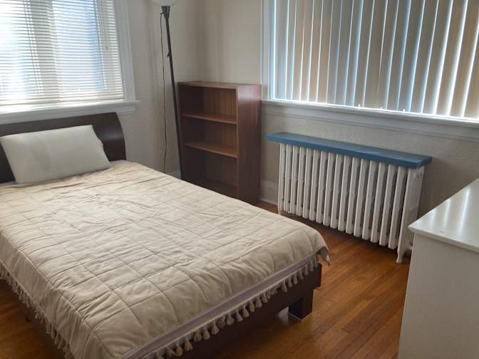Photo of Jessie Glionna's room