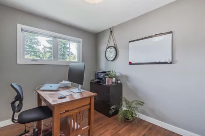 Gurpreet Hansra's room