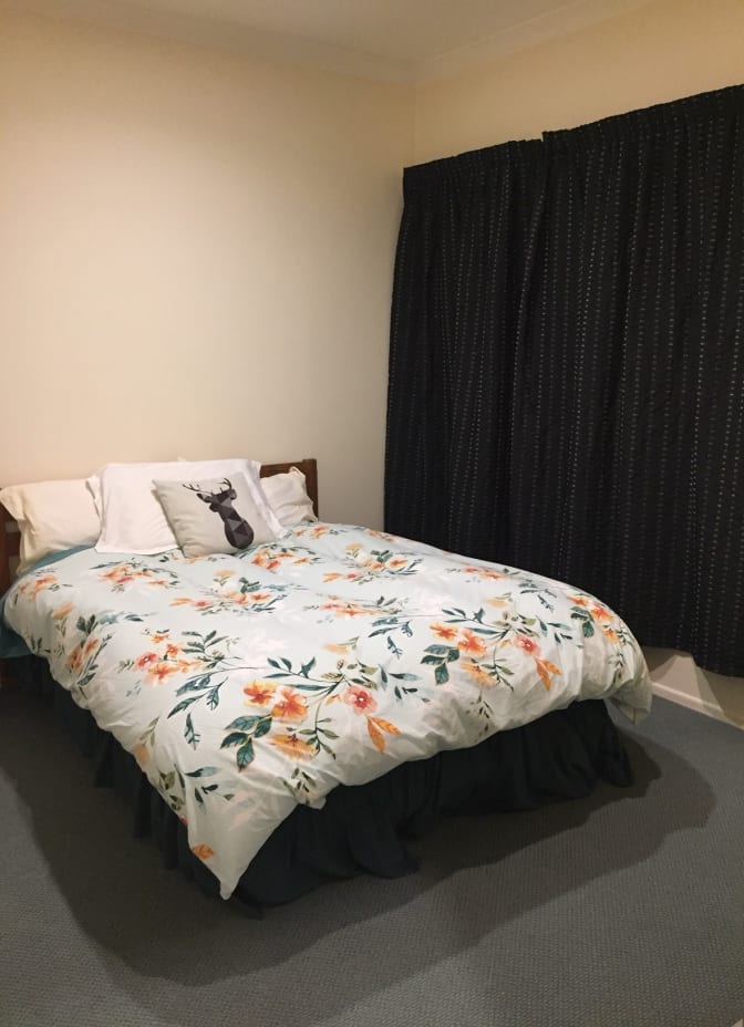 Photo of Lansdowne's room