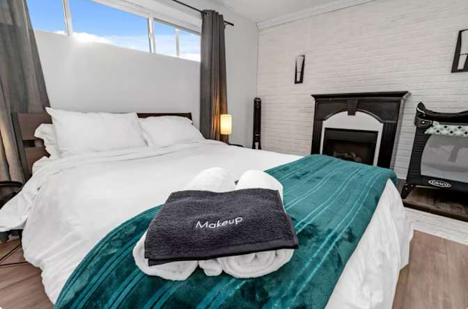 harshprateek sachar's room