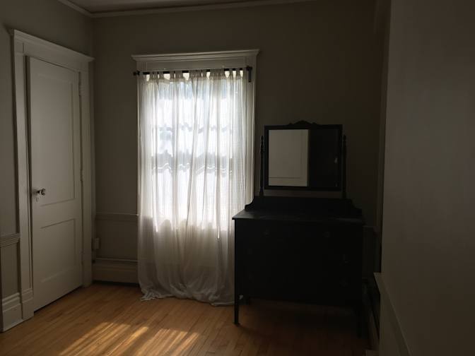 Photo of La's room
