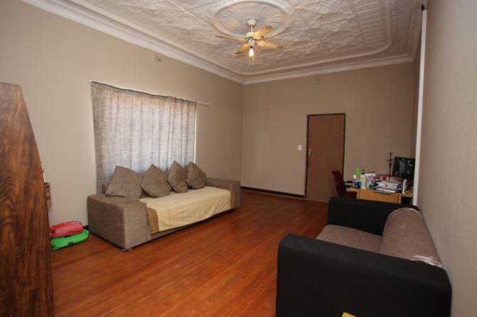 Photo of Linda's room