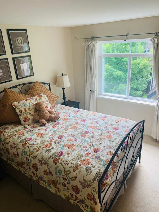 Photo of Adele's room