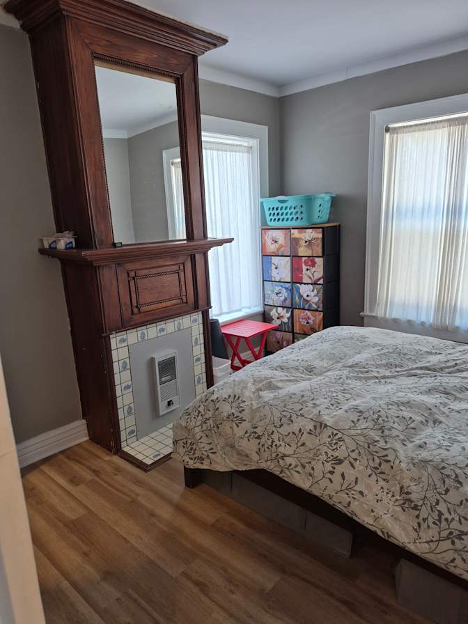 Photo of Victoria's room