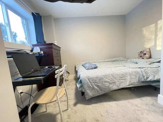 Photo of Sugamya's room