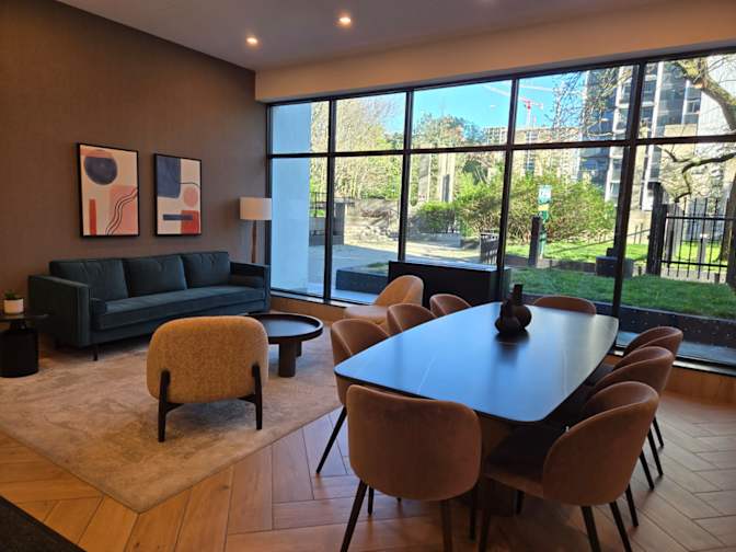 Harrington Toronto's room