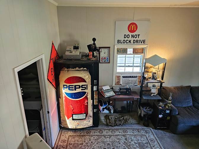 Photo of Grey's room