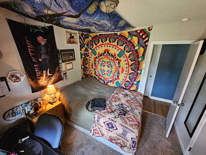 Photo of Grey's room