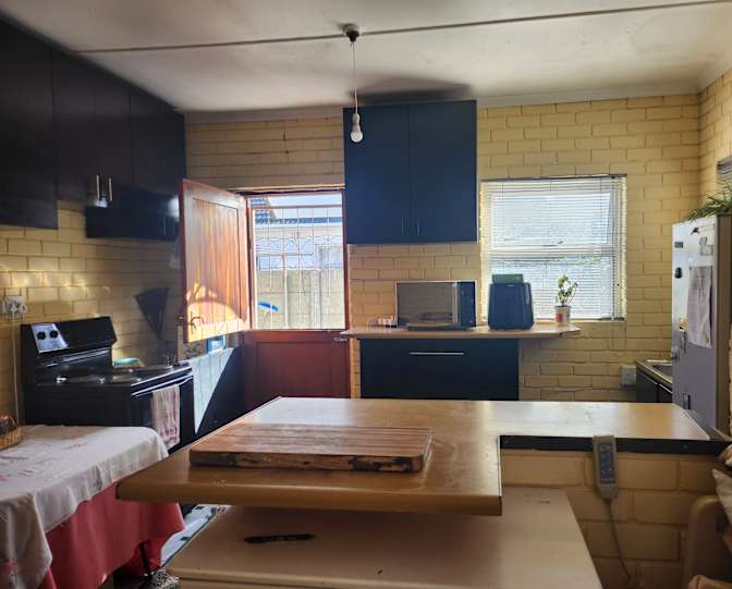 Photo of Dez's room
