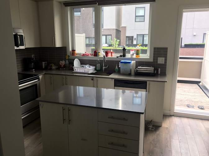 Photo of Minh Ly's room