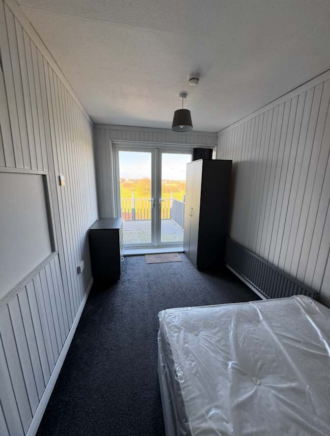 Photo of Paris's room