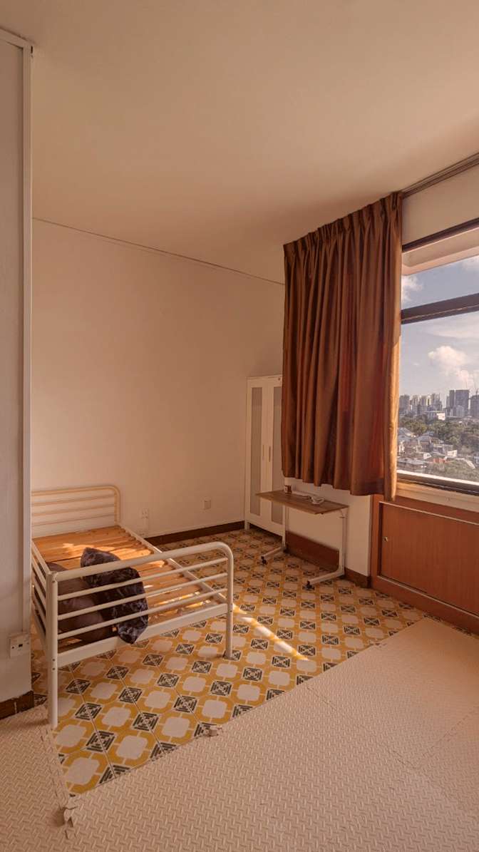 Photo of Jonthelaw's room